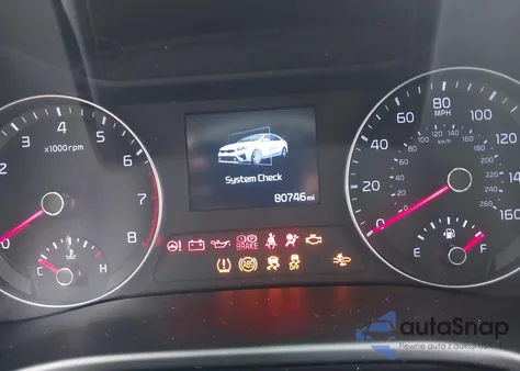 2019 Kia Forte Lxs z USA, uszkodzony, nr VIN 3KPF24AD6KE086941